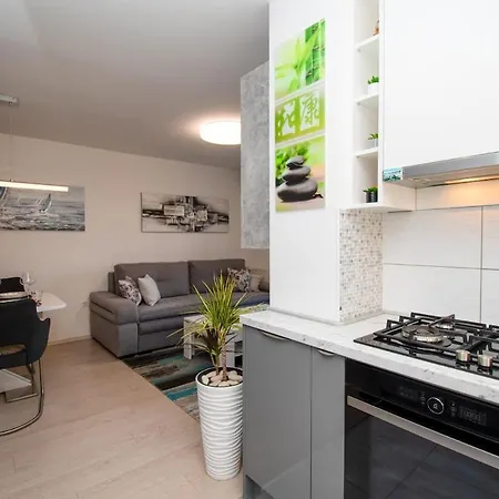 Modern Luka In Διαμέρισμα *