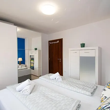 Apartman Modern Luka In *