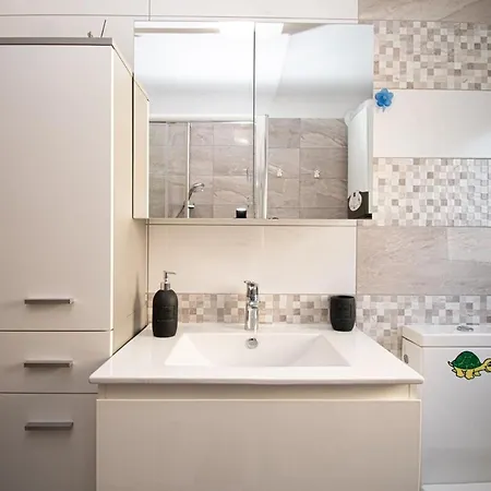 Apartman Modern Luka In Pula