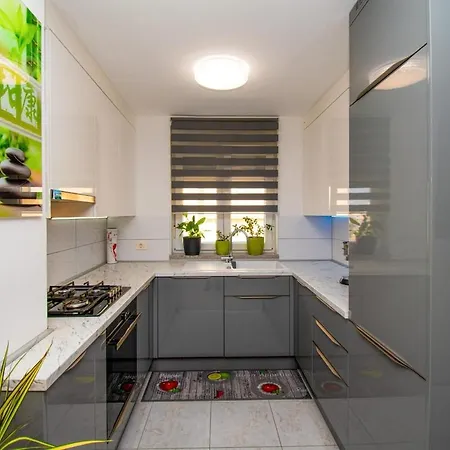 Apartman Modern Luka In Pula