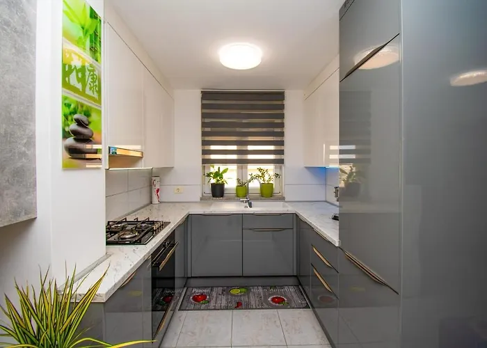 Apartment Modern Luka In Pula